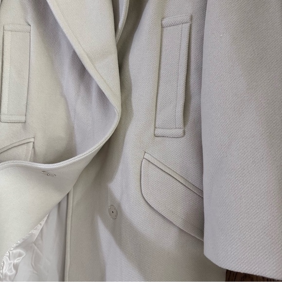 Zara Oversized Vanilla Cream Coat - Picture 10 of 12